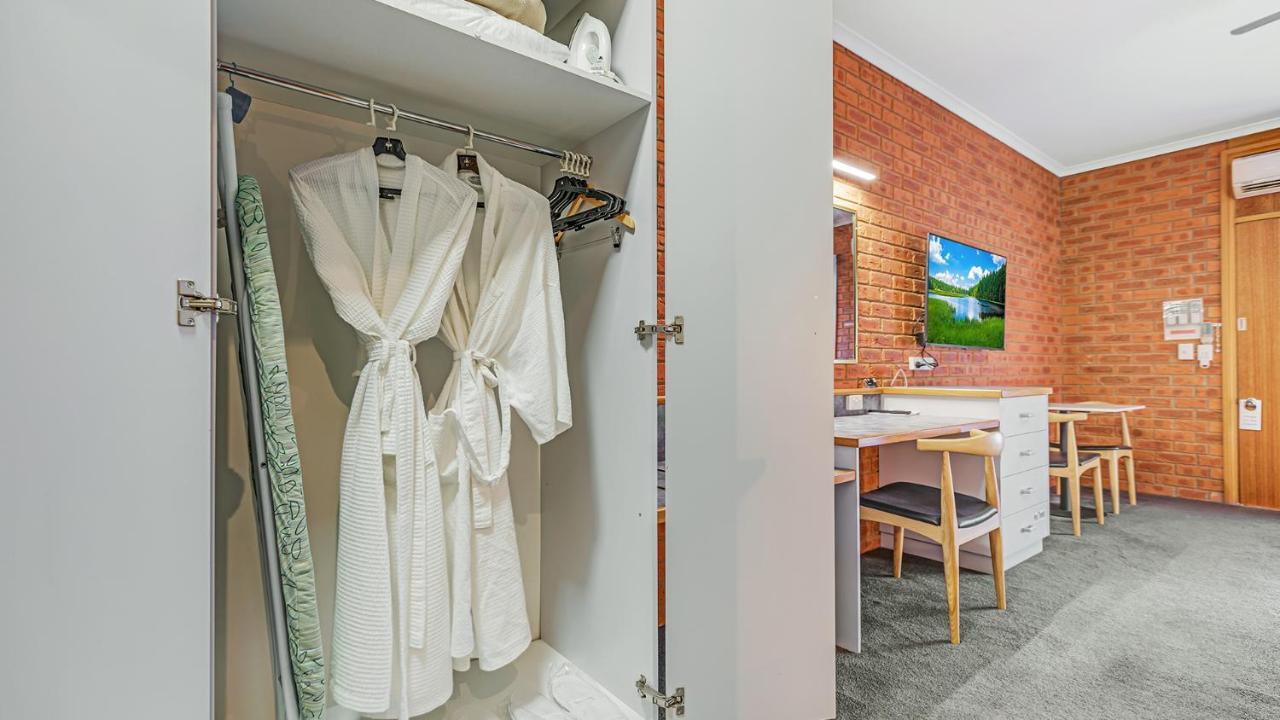 Golden River Motor Inn Moama Dış mekan fotoğraf