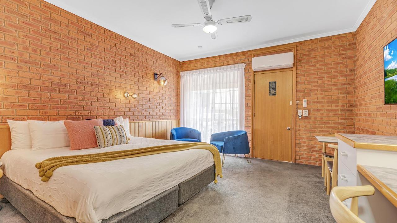 Golden River Motor Inn Moama Dış mekan fotoğraf